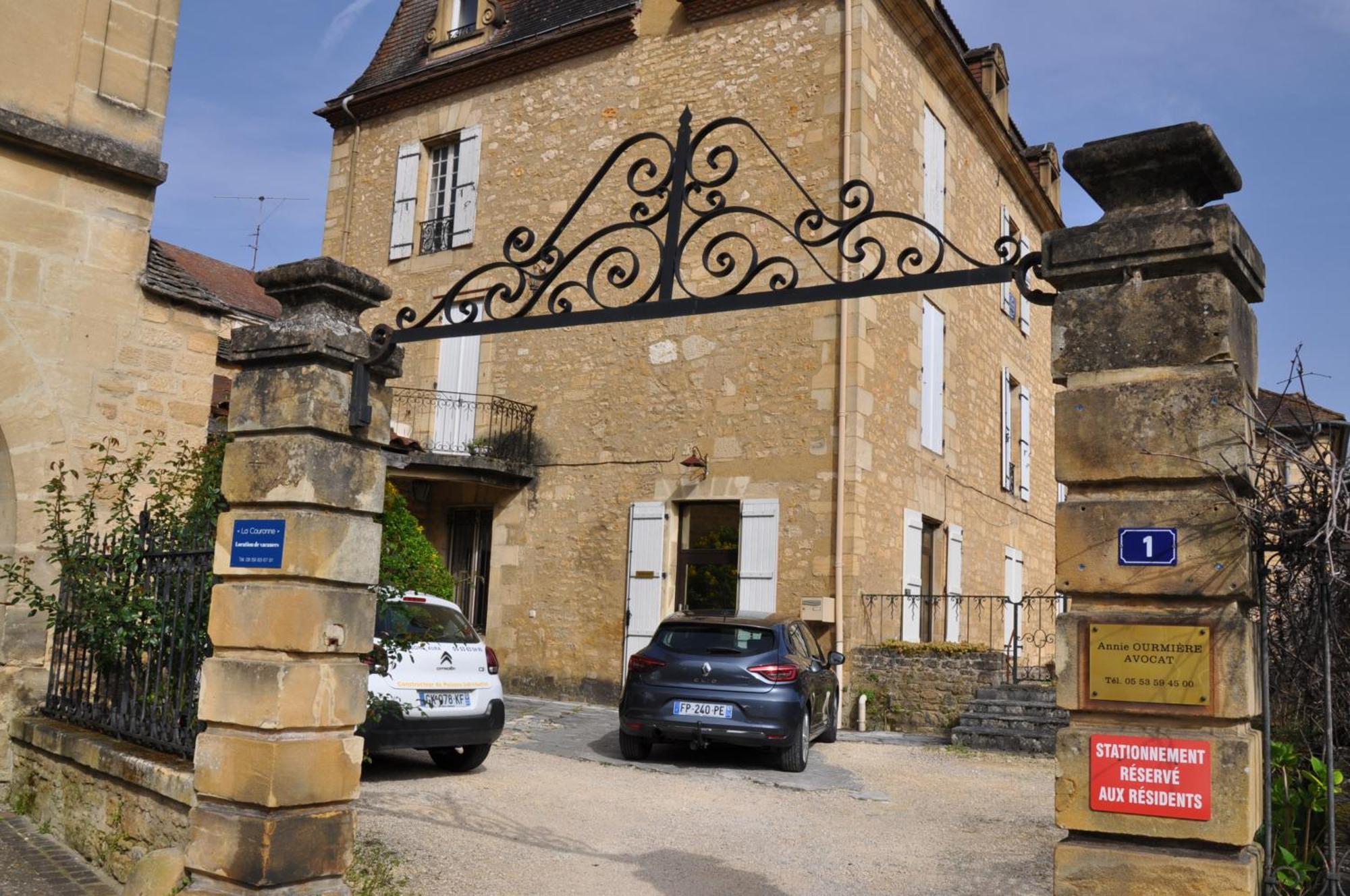 Appartement La Couronne Sarlat-la-Canéda Exterior foto