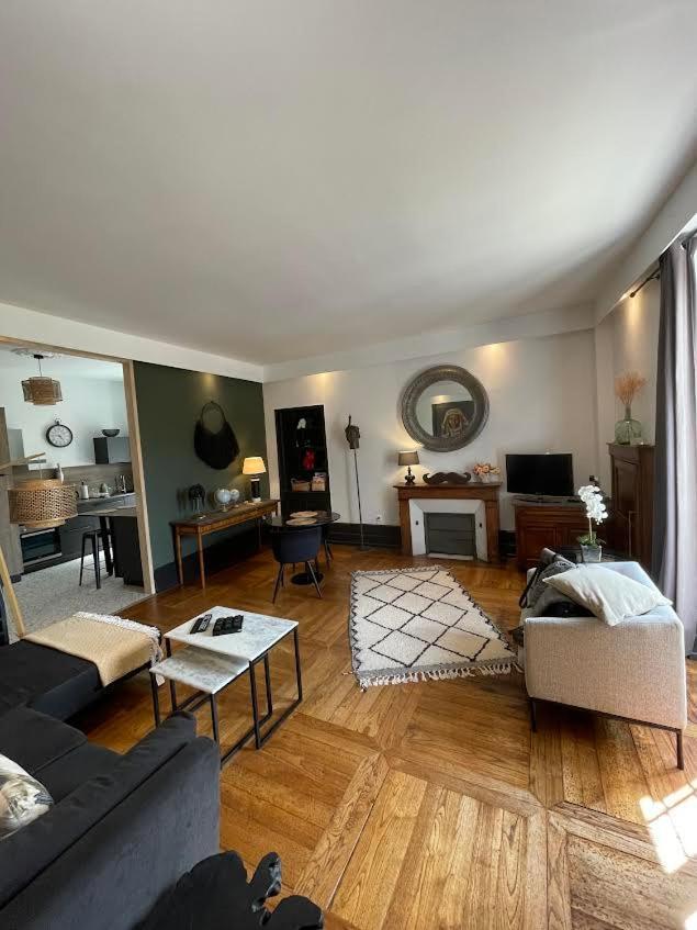 Appartement La Couronne Sarlat-la-Canéda Exterior foto